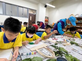 環境教育--三年級及五年級參訪海大雨水公園:LINE_ALBUM_1131011海大雨水公園參訪_241021_96